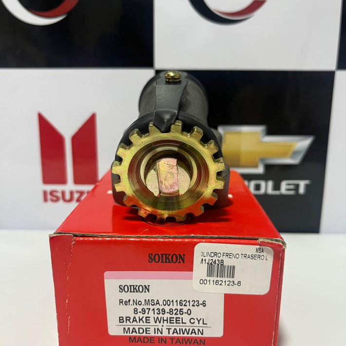 Cilindro de Freno Delantero Superior LH. NPR. 2007 en adelante marca SOIKO.