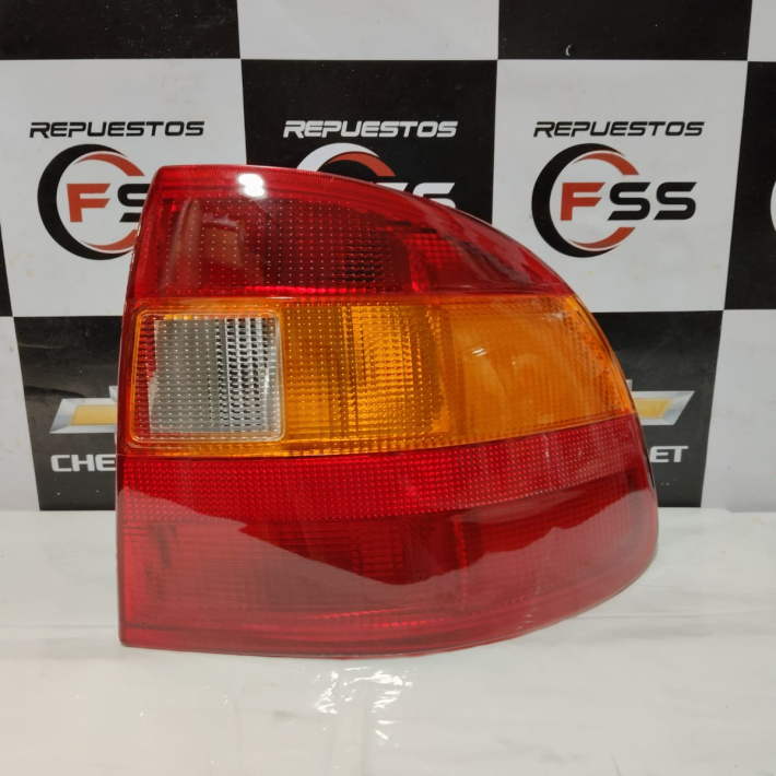 Farol Astra Sedan RH. 92/94