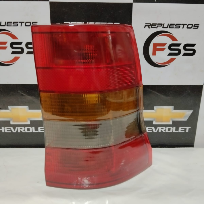 Farol Trasero Astra  s/wagon 95/98 RH.