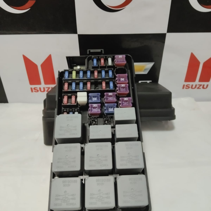 CAJA REGULADORA FUSIBLE AVEO 1.4 ORIGINAL GM.