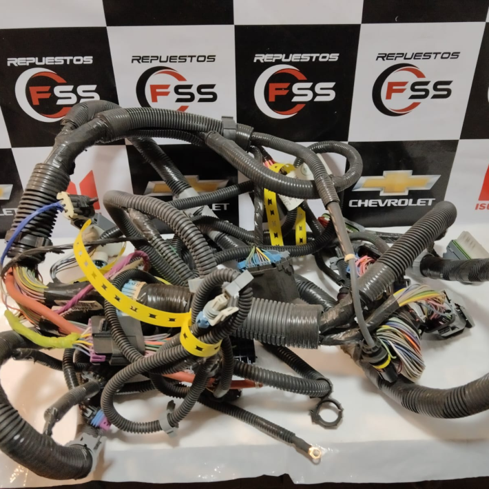 MAZO DE CABLE 6.6 DURAMAX DIESEL V8. SILVERADO/SUBURBAN  1500/2500. ORIGINAL