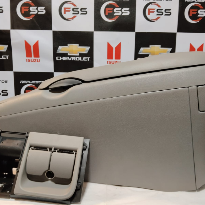 CONSOLA CENTRAL SILVERADO, TAHOE, SUBURBAN 95/00